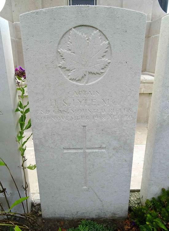 grave for hs lyle